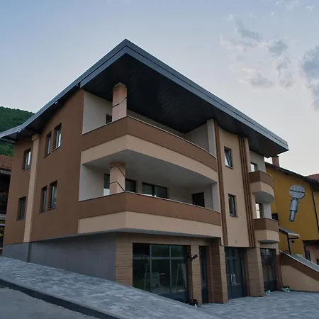 Sm Exclusive * Visoko